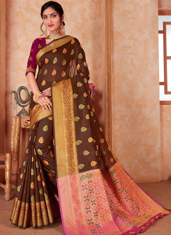 Dial N Fashion Designer Traditional Wear Silk Weaving Saree