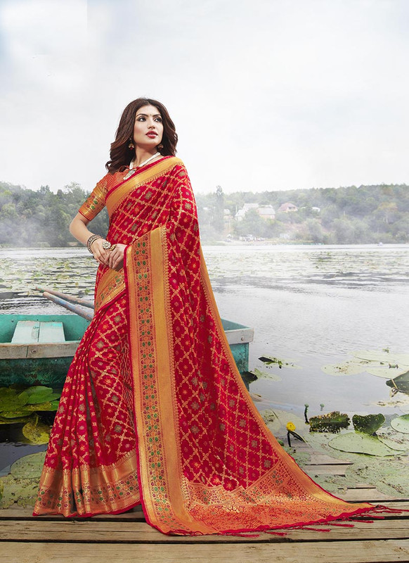 Dial N Fashion Red  Latest festive Wear Designer Jacquard Silk Saree