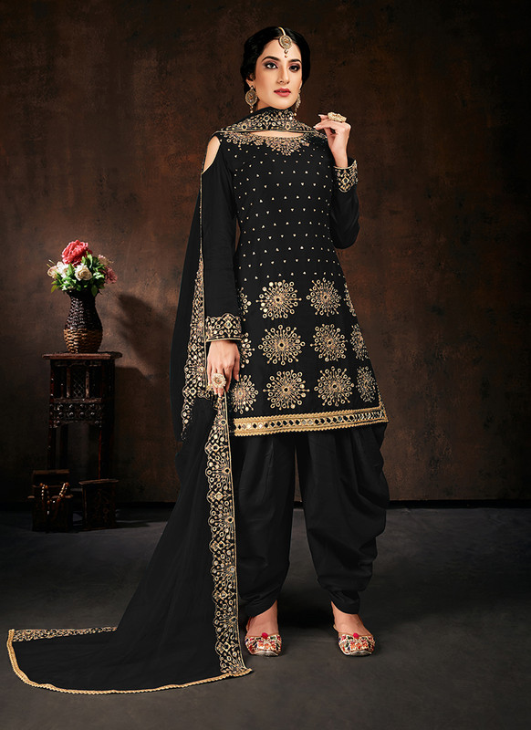 Black Patiyala Punjabi Suit